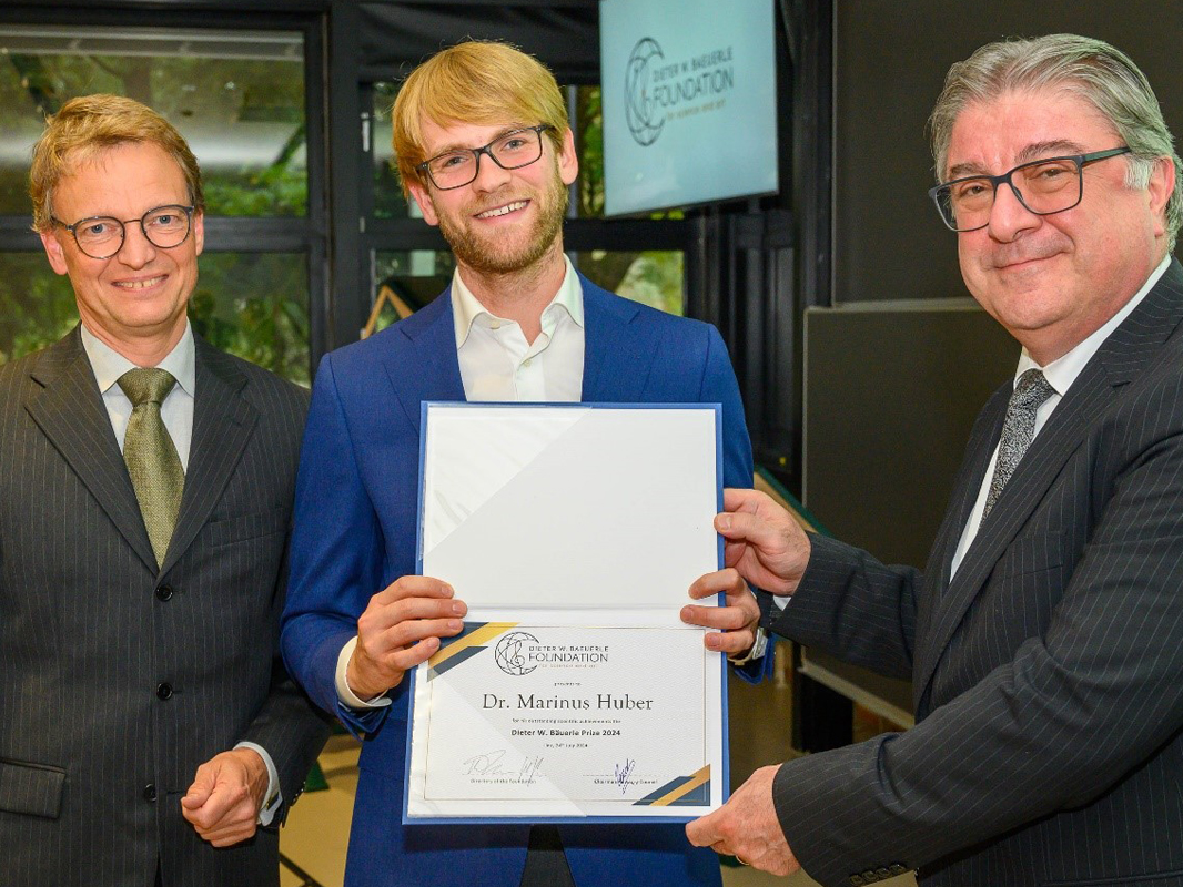 Dieter W. Bäuerle Prize for Marinus Huber